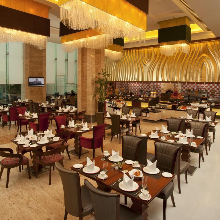 Radisson Blu Hotel, Nagpur Exterior foto