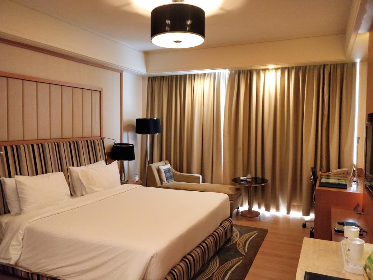 Radisson Blu Hotel, Nagpur Exterior foto